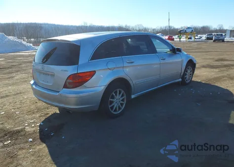 2007 Mercedes-Benz R 350 4Matic z USA, uszkodzony, nr VIN 4JGCB65E27A039803